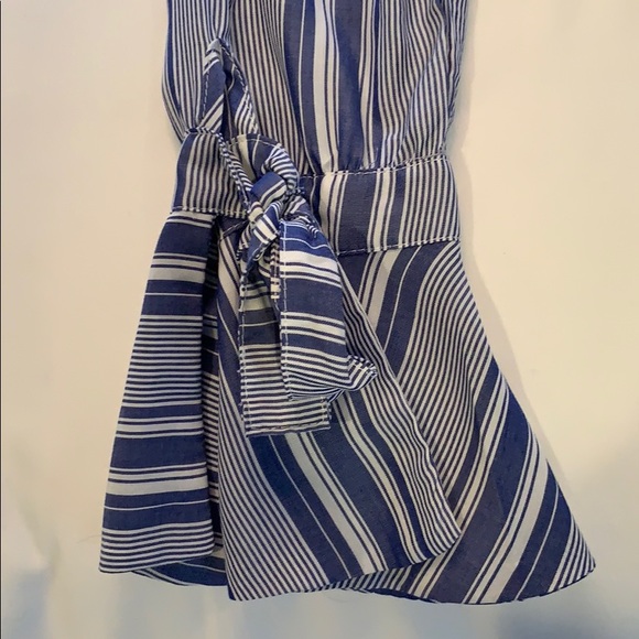 Top - Picture 3 of 4